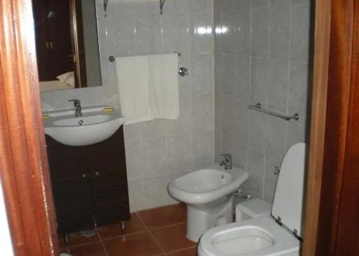 O Rocha * Paredes do Rio