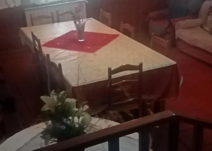 Feriehus O Rocha Paredes do Rio