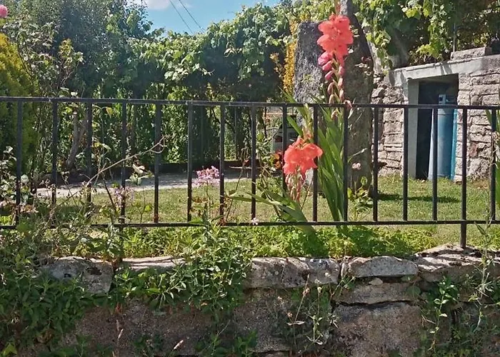 O Rocha Feriehus Paredes do Rio